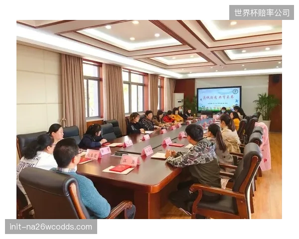 俱乐部正在用千篇一律的“公关稿”，替代与本地社区媒体的真诚沟通